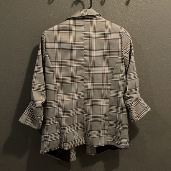 Jacket - Picture 2 of 2